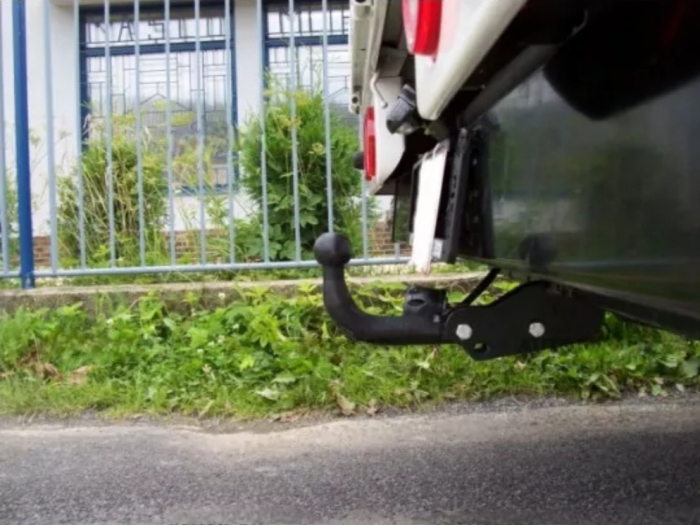 Carlig remorcare Kia K 2500 / 2700 / 2900 fabricat dupa 1998 [7]