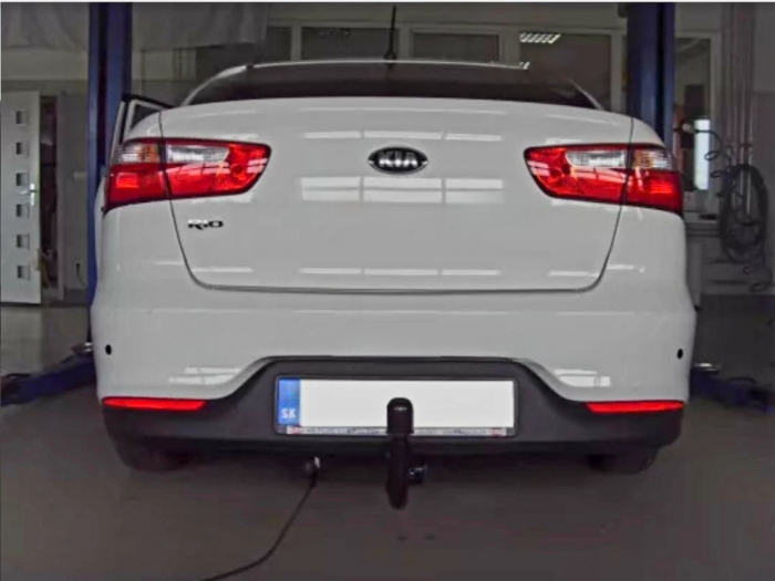 Carlig remorcare Kia Rio 4 usi dupa 2013 demontabil automat vertical [8]