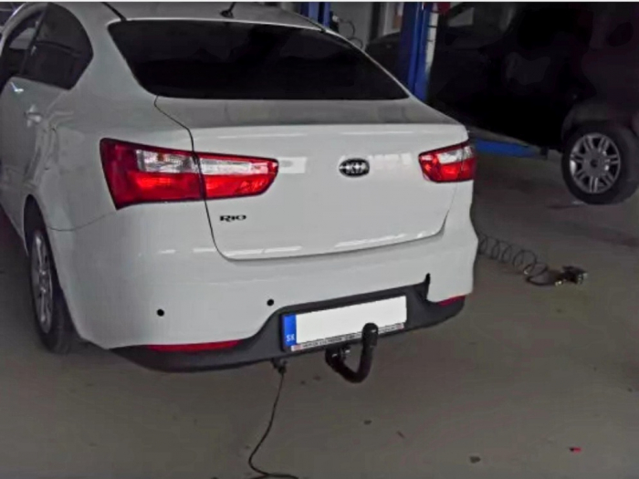 Carlig remorcare Kia Rio 4 usi dupa 2013 demontabil automat vertical [9]