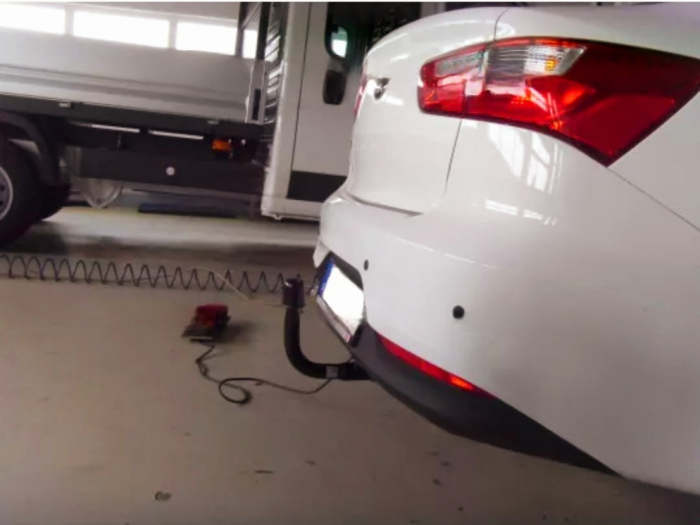 Carlig remorcare Kia Rio 4 usi dupa 2013 demontabil automat vertical [11]