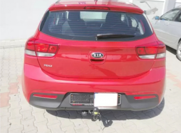 Carlig remorcare Kia Rio 5 usi dupa 2017 demontabil cu maneta [2]