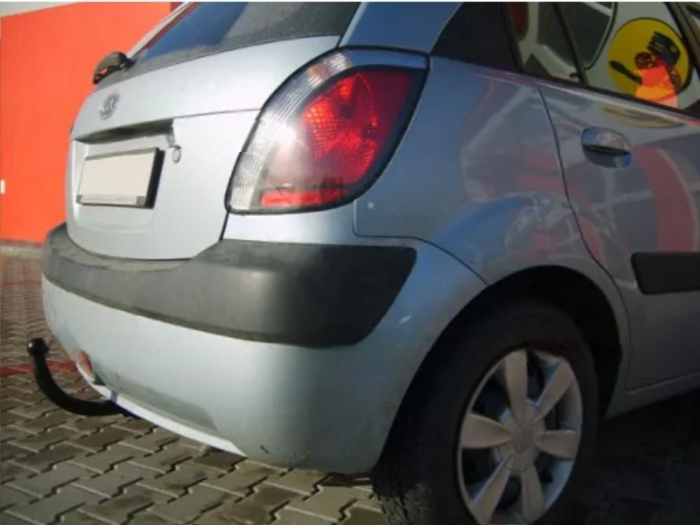 Carlig remorcare Kia Rio 5 usi fabricat intre 2005 - 2009 [4]