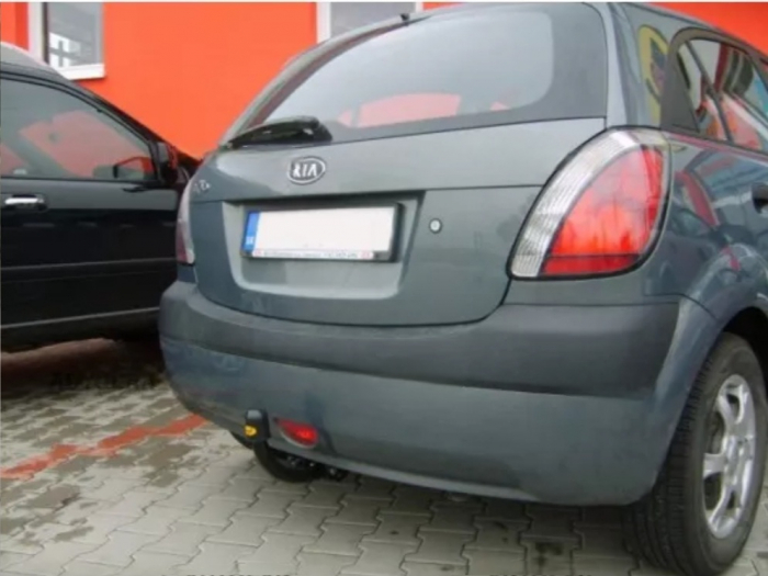 Carlig remorcare Kia Rio 5 usi fabricat intre 2005 - 2009 [6]