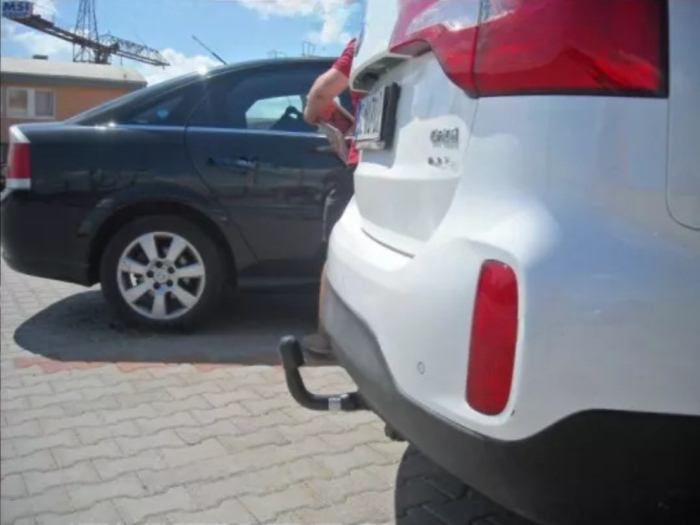 Carlig remorcare Kia Sorento 2012 - 2015 demontabil automat vertical [4]