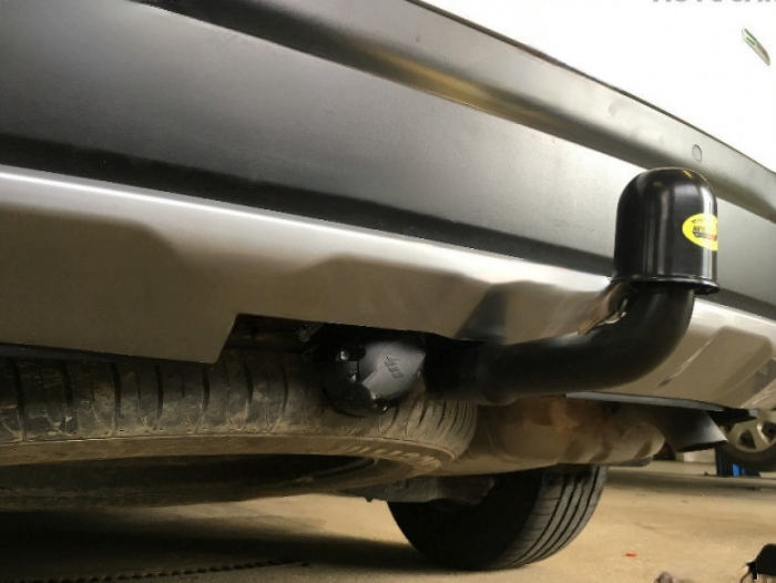Carlig remorcare Kia Sorento 2015 - 2018 demontabil automat vertical marca Autohak [10]