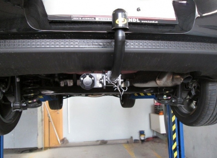 Carlig remorcare Kia Soul dupa 05/2014 demontabil automat cu maneta marca Autohak [8]
