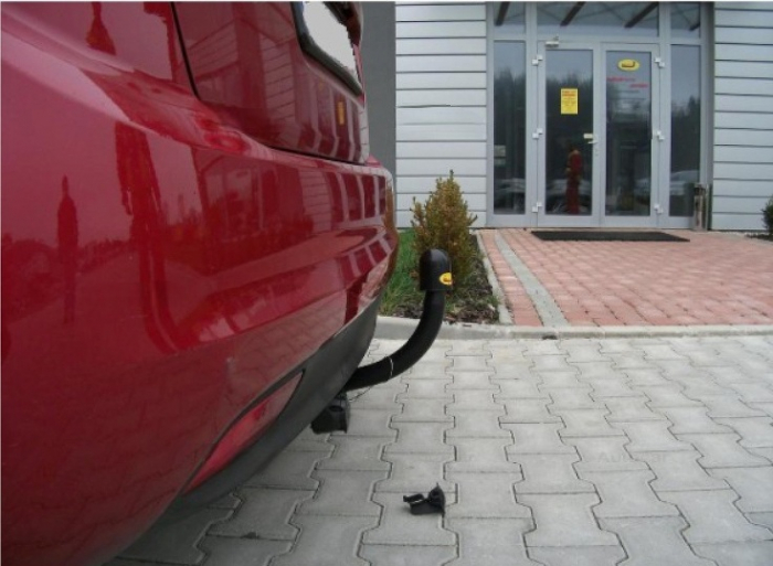 Carlig remorcare Kia Venga dupa 2009 demontabil automat cu maneta marca Autohak [4]