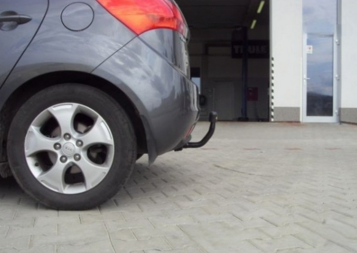 Carlig remorcare Kia Venga dupa 2009 demontabil automat vertical marca Autohak [4]