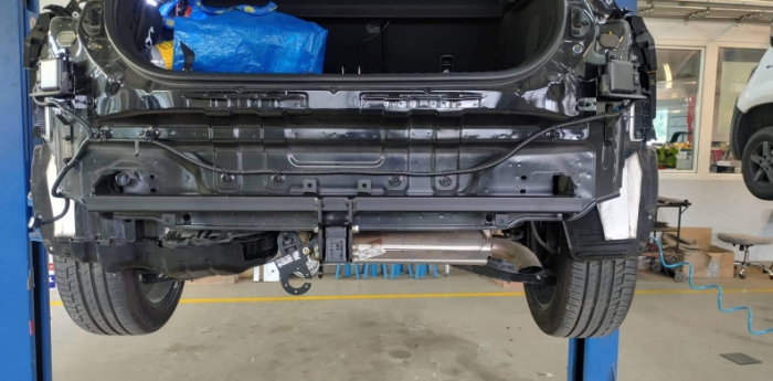 Carlig remorcare Kia Xceed dupa 09/2019 demontabil automat vertical marca Autohak [12]