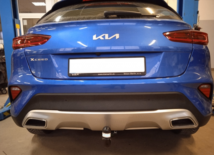 Carlig remorcare Kia Xceed dupa 09/2019 demontabil automat vertical marca Autohak [16]