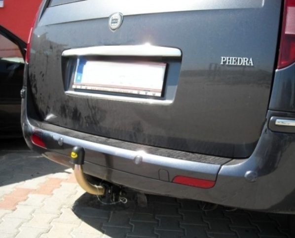 Carlig remorcare Lancia Phedra 2002 - 2010 demontabil automat cu maneta marca Autohak [2]