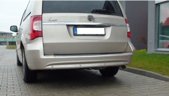 Carlig remorcare Lancia Voyager/ Grand Voyager dupa 2011 demontabil automat vertical marca Autohak [7]