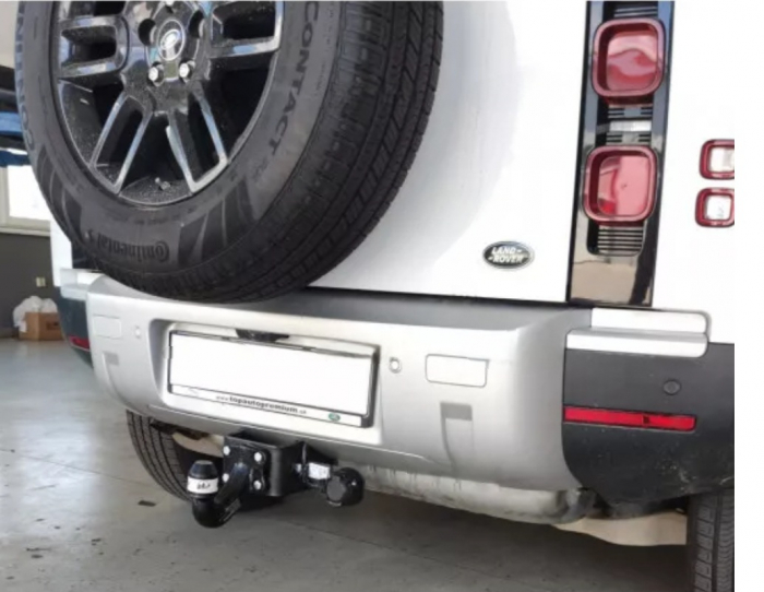 Carlig remorcare Land Rover Defender dupa 09/2019 [3]