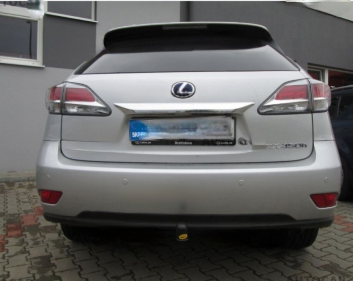Carlig remorcare Lexus RX 450 h dupa 2009 demontabil automat vertical marca Autohak [4]