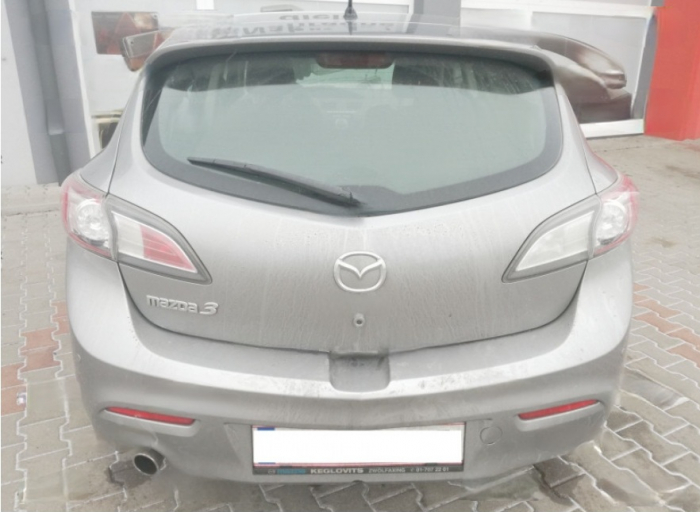 Carlig remorcare Mazda 3 htb 2003 - 2013 demontabil automat cu maneta marca Autohak [4]