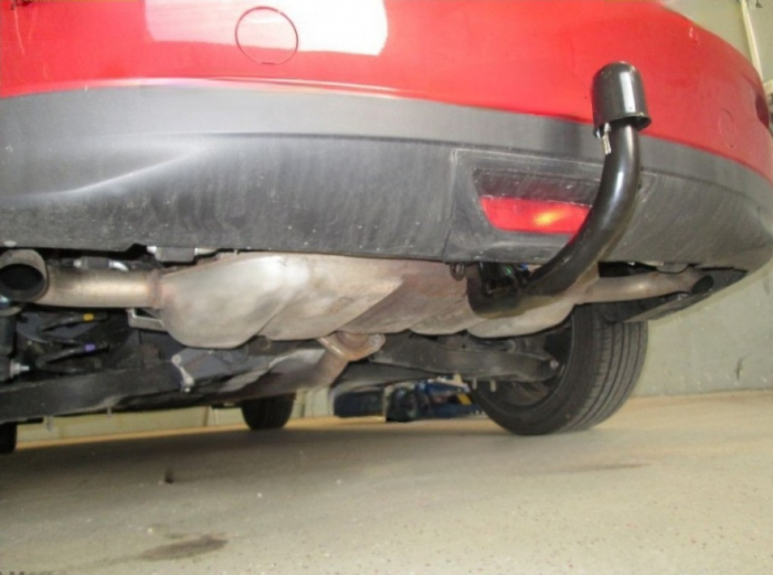 Carlig remorcare Mazda 3 sedan 2013 - 2018 demontabil automat vertical marca Autohak [15]