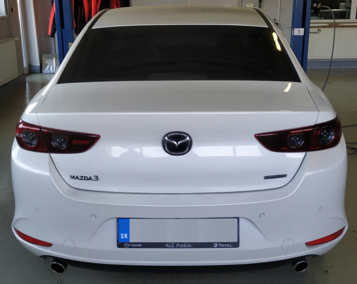 Carlig remorcare Mazda 3 sedan dupa 2019 demontabil automat vertical marca Autohak [7]