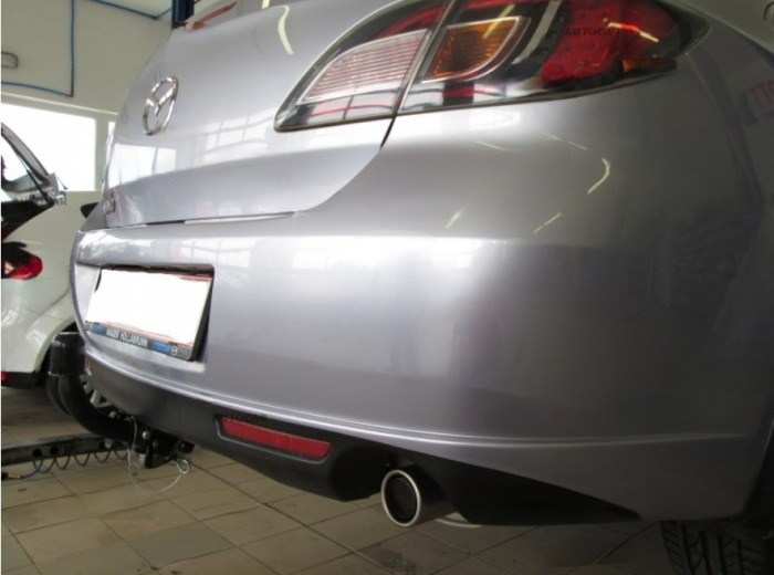 Carlig remorcare Mazda 6 4/5 usi 2008 - 2012 demontabil automat cu maneta marca Autohak [4]