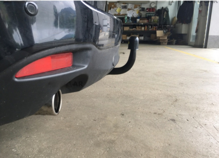 Carlig remorcare Mazda 6 combi dupa 2013 demontabil automat vertical marca Autohak [5]