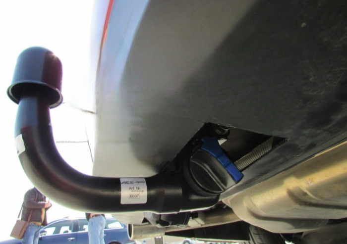 Carlig remorcare Mazda 6 combi dupa 2013 demontabil automat vertical marca Autohak [7]