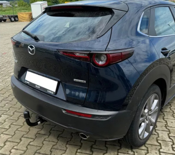 Carlig remorcare Mazda CX30 dupa 2019 demontabil automat vertical marca Autohak [4]