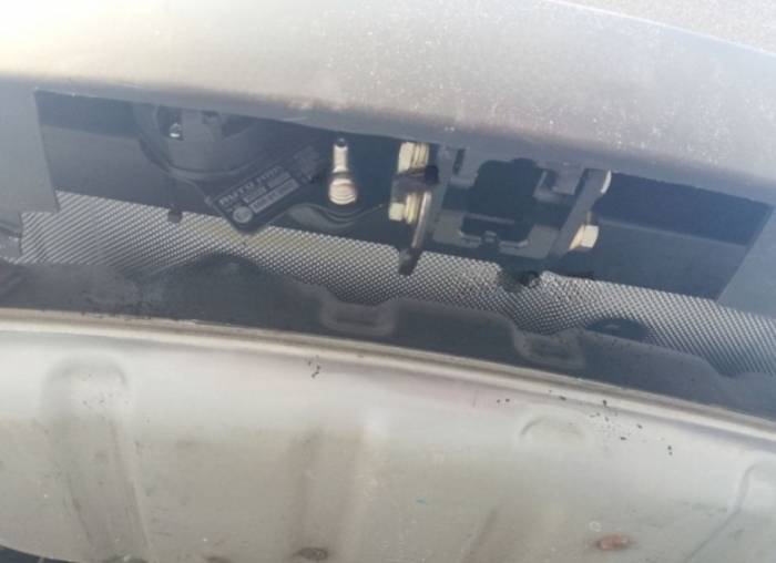 Carlig remorcare Mazda CX5 2012 - 2016 demontabil automat vertical marca Autohak [9]