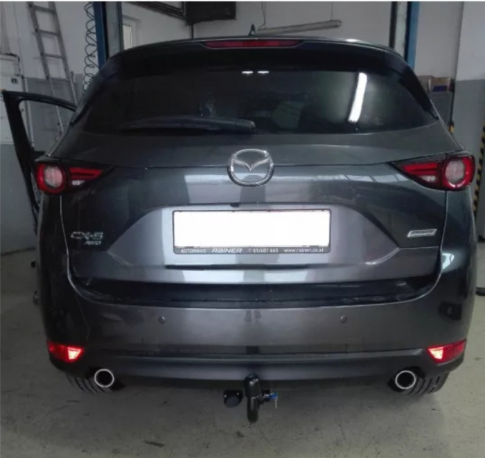 Carlig remorcare Mazda CX5 dupa 2017 demontabil automat vertical marca Autohak [4]
