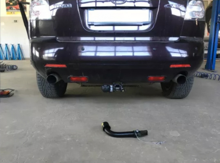 Carlig remorcare Mazda CX7 dupa 2007 demontabil automat cu maneta marca Autohak [6]