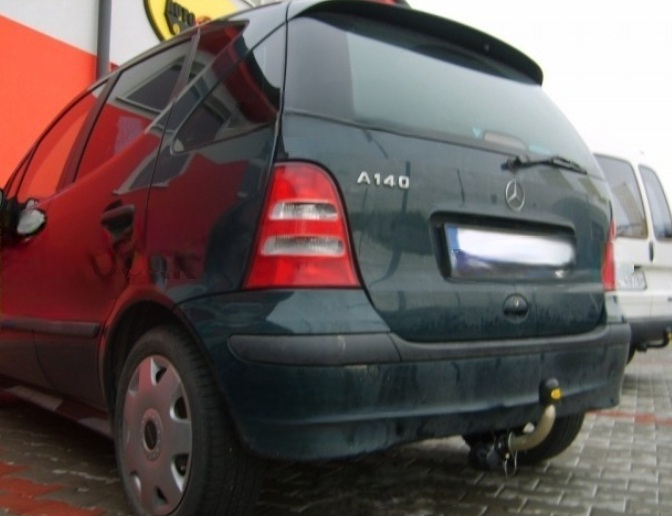 Carlig remorcare Mercedes A Class (W168) 1994 - 2004 demontabil automat cu maneta marca Autohak [3]