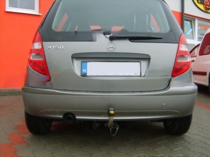 Carlig remorcare Mercedes A Class (W169) 2004 - 2012 demontabil automat cu maneta marca Autohak [5]