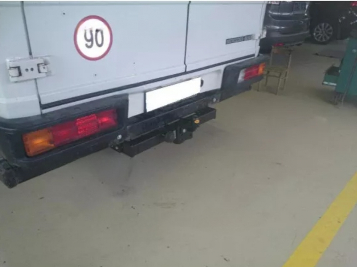 Carlig remorcare Mercedes Atego marca Autohak [9]