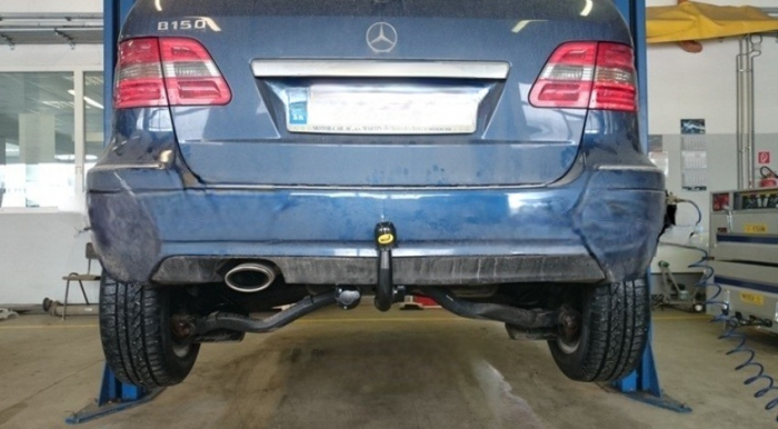 Carlig remorcare Mercedes B Class (W245) 2005 - 2011 demontabil automat vertical marca Autohak [8]