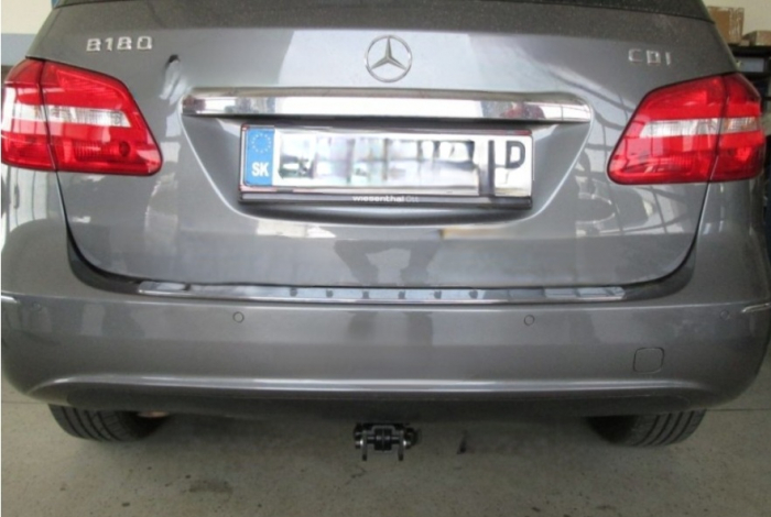 Carlig remorcare Mercedes B Class (W246) 2011 - 2019 demontabil automat cu maneta marca Autohak [5]