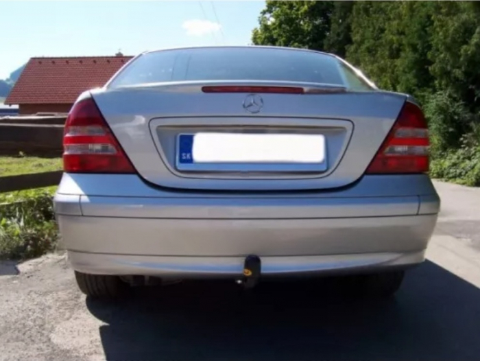 Carlig remorcare Mercedes C-Class W203 2001-2007 marca Autohak [5]