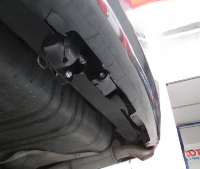 Carlig remorcare Mercedes Citan dupa 2012 demontabil automat cu maneta marca Autohak [2]