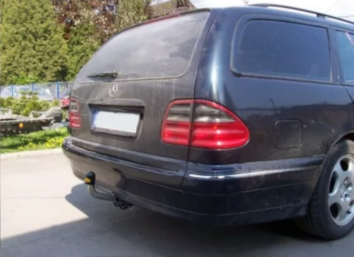 Carlig remorcare Mercedes E Class S210 combi 1995 - 2002 demontabil automat cu maneta [6]