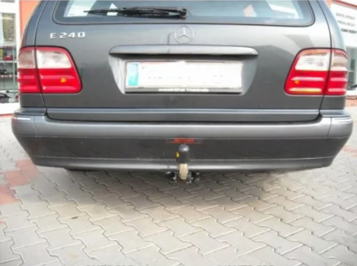 Carlig remorcare Mercedes E Class S210 combi 1995 - 2002 demontabil automat cu maneta [3]
