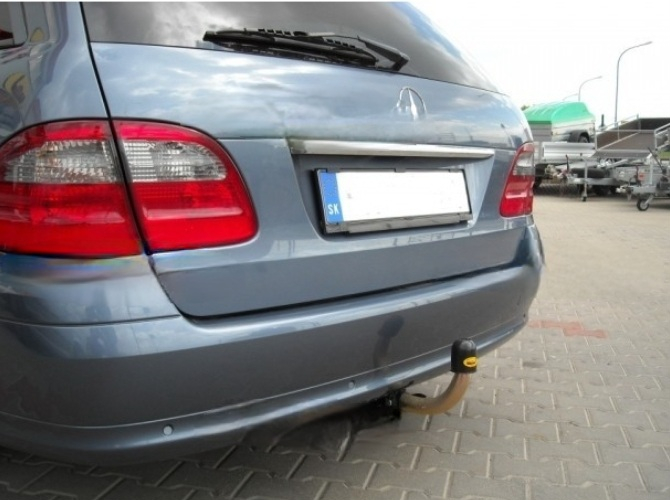 Carlig remorcare Mercedes E Class (S211) combi 2003 - 2008 demontabil automat cu maneta marca Autohak [5]