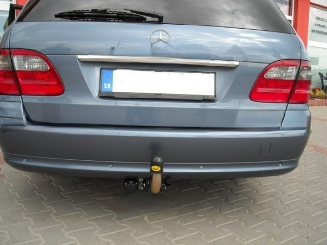 Carlig remorcare Mercedes E Class (S211) combi 2003 - 2008 demontabil automat cu maneta marca Autohak [4]
