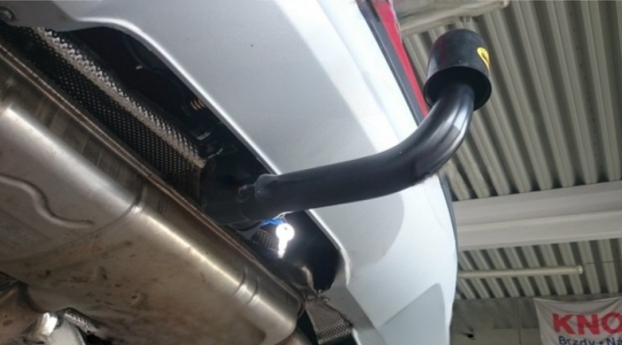 Carlig remorcare Mercedes GLA dupa 2014 demontabil automat vertical marca Autohak [12]
