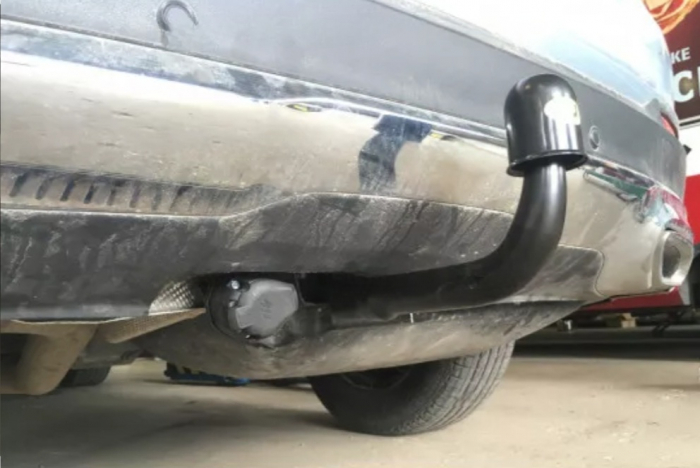 Carlig remorcare Mercedes GLC (X253) dupa 2015 demontabil automat vertical marca Autohak [10]