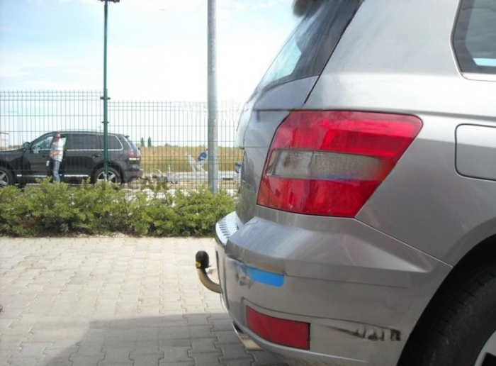 Carlig remorcare Mercedes GLK dupa 2008 demontabil automat cu maneta marca Autohak [5]