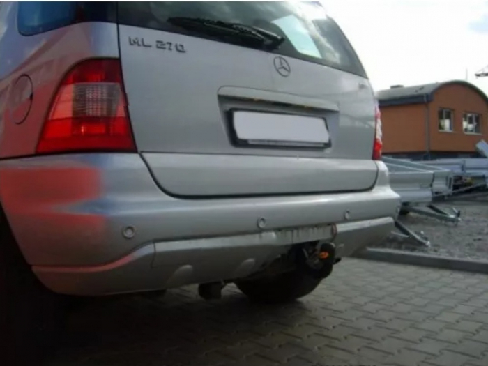 Carlig remorcare Mercedes M-Class ML w163 fabricat 1998 - 2005 marca Autohak [5]