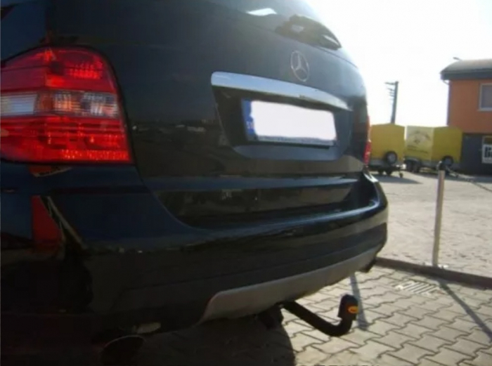 Carlig remorcare Mercedes M-Class ML 2005-2011 marca Autohak [4]