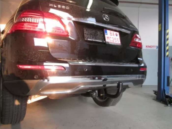 Carlig remorcare Mercedes M-Class ML w166 2011-2015 marca Autohak [7]
