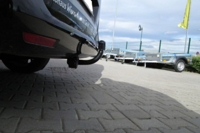 Carlig remorcare Mercedes Vito fabricat dupa 2014 marca Autohak [3]