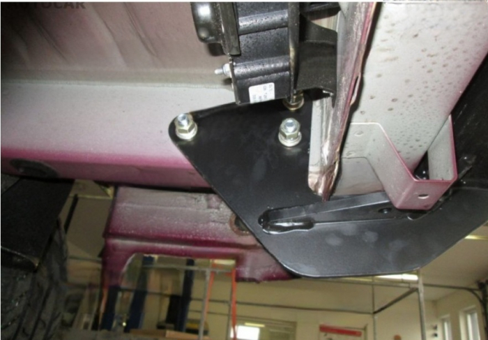 Carlig remorcare Mercedes Vito (W447) dupa 06/2014 demontabil automat vertical marca Autohak [5]