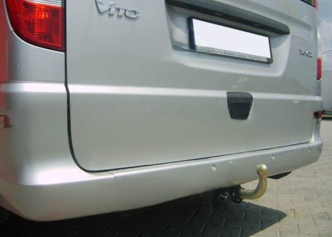 Carlig remorcare Mercedes Vito (W639) 2003 - 2014 demontabil automat cu maneta marca Autohak [8]