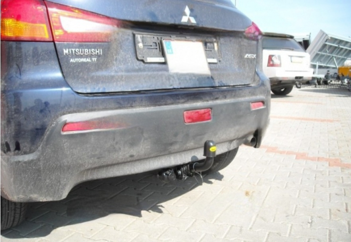 Carlig remorcare Mitsubishi ASX dupa 2010 demontabil automat cu maneta marca Autohak [5]