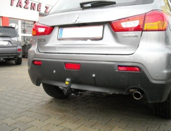 Carlig remorcare Mitsubishi ASX dupa 2010 marca Autohak [4]